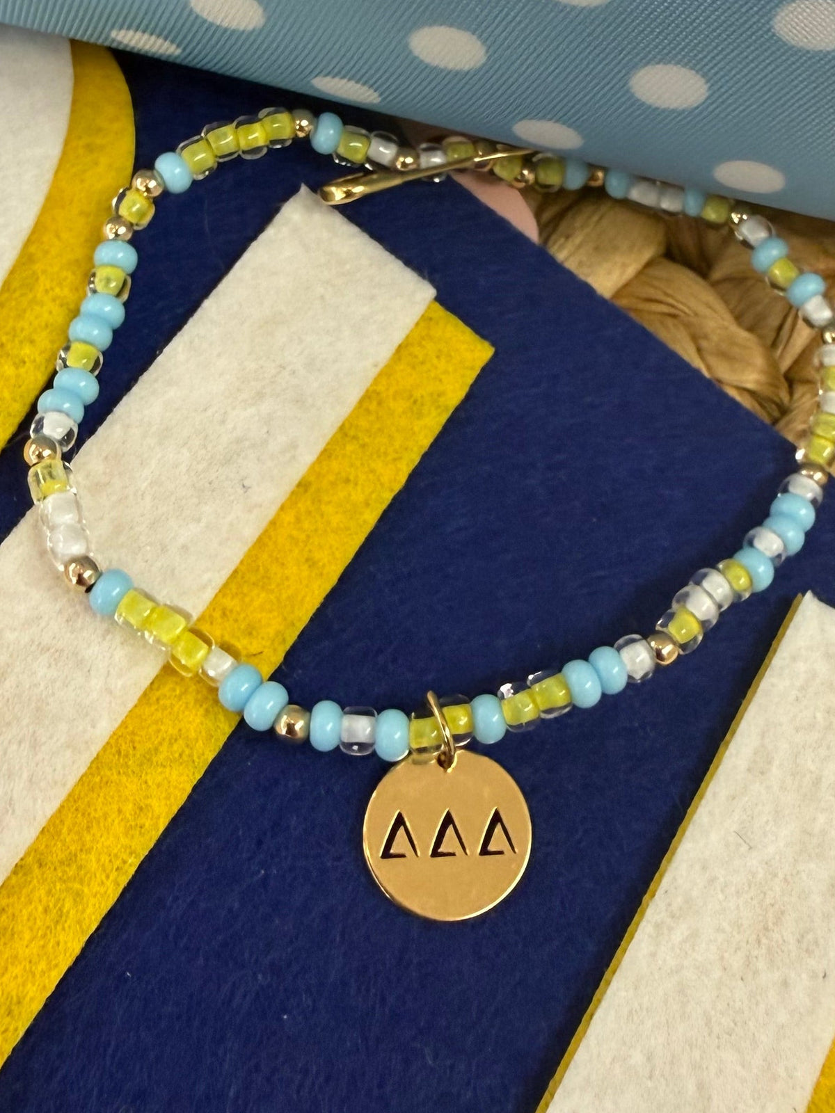 Tri Delta Color Bracelet - Beaded Blondes