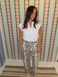 Round V Neck Sleeveless Everyday Top